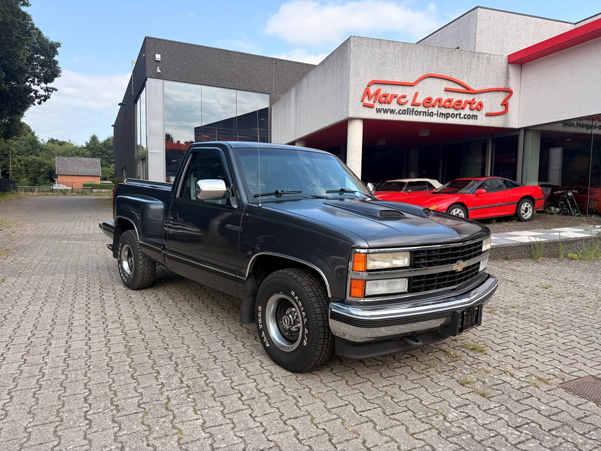 1990 Chevrolet Silverado pick up step side