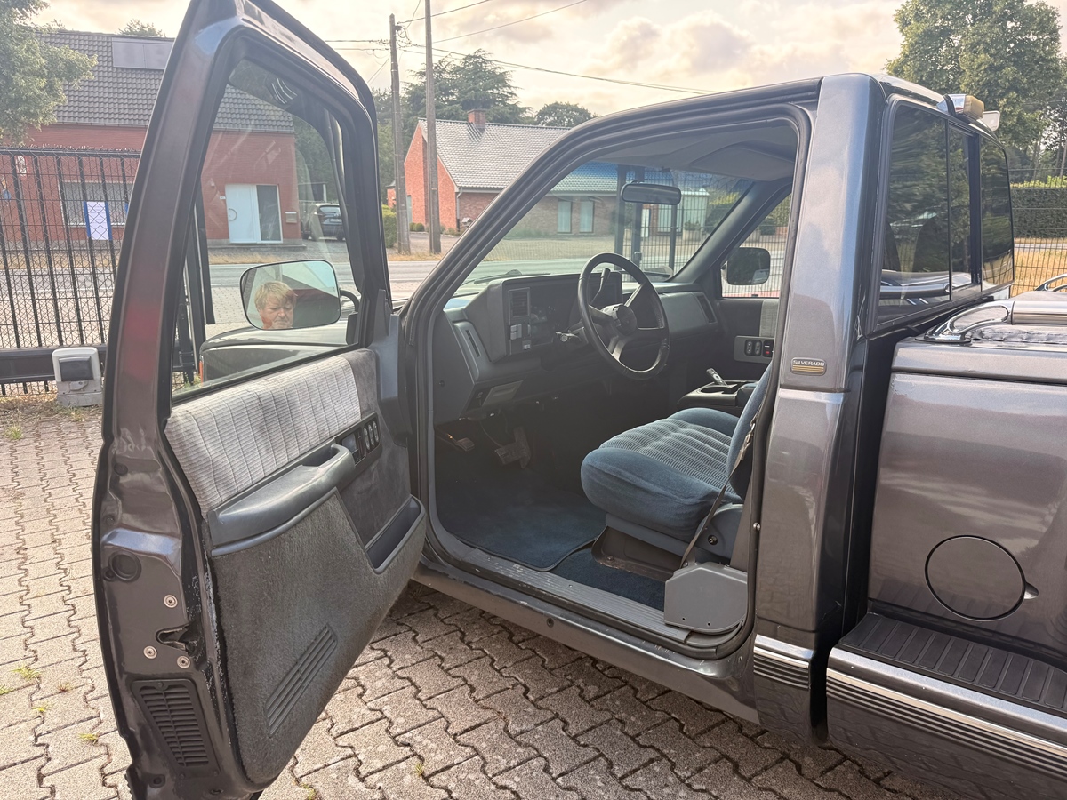 1990 Chevrolet Silverado pick up step side