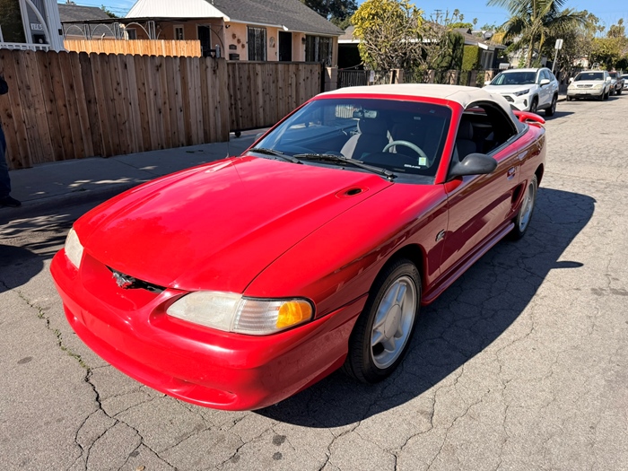 1995 Ford  Mustang Cabrio 