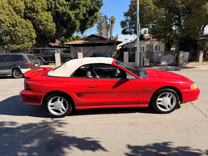 1995 Ford  Mustang Cabrio 