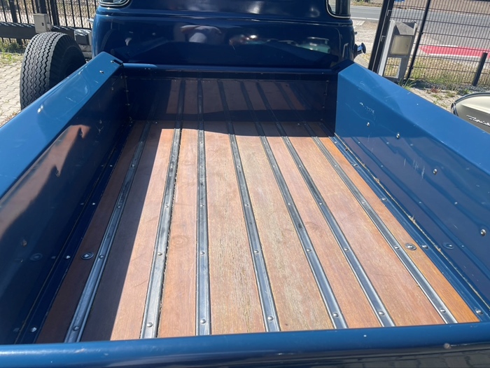 1953 Chevrolet 3100 pick up stepside