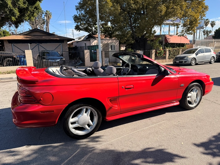 1995 Ford  Mustang Cabrio 