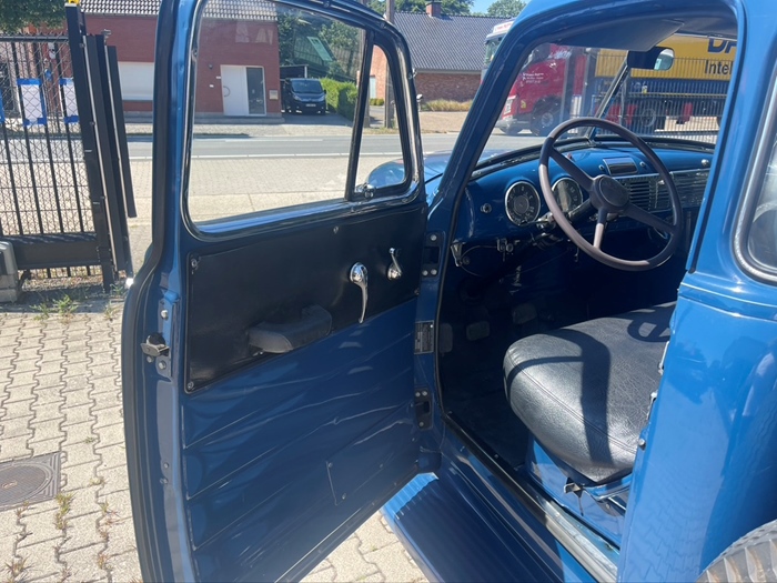 1953 Chevrolet 3100 pick up stepside