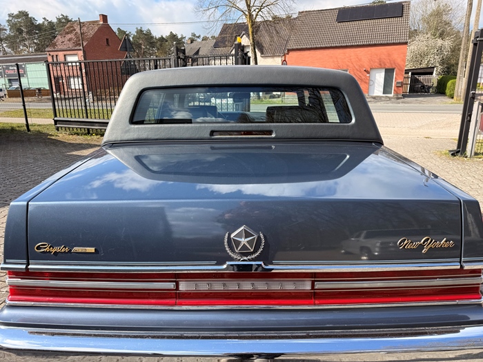 1991 Chrysler New Yorker Imperial 3.8