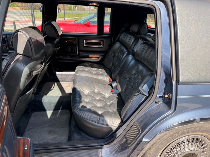 1991 Chrysler New Yorker Imperial 3.8