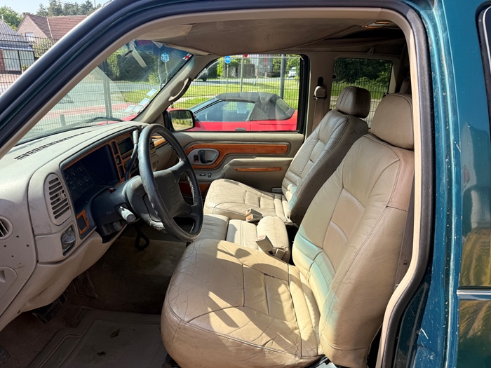 1996 Chevrolet  C-1500 Pick up step side