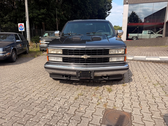 1990 Chevrolet  Silverado pick up step side 