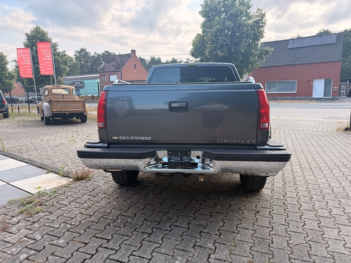 1990 Chevrolet  Silverado pick up step side 